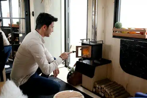Respecter ces 3 normes essentielles pour l’installation d’un poêle à bois