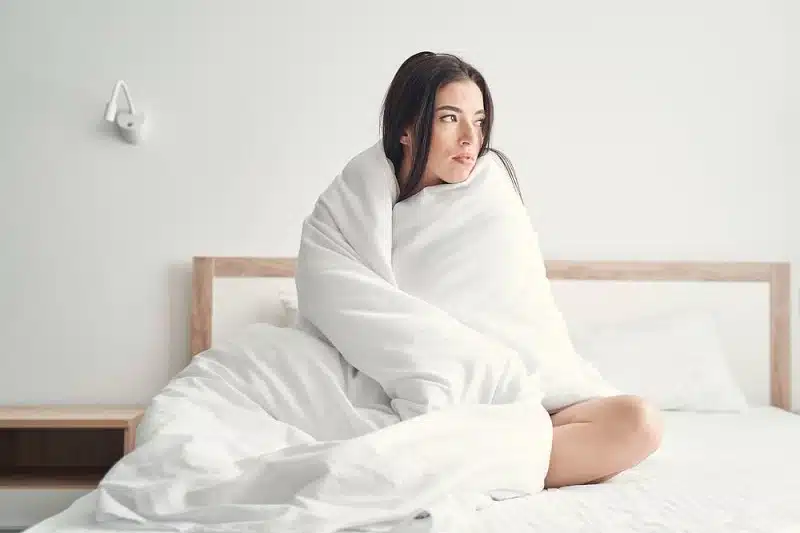 Comment choisir une couette d’hiver pour un sommeil de qualité ?