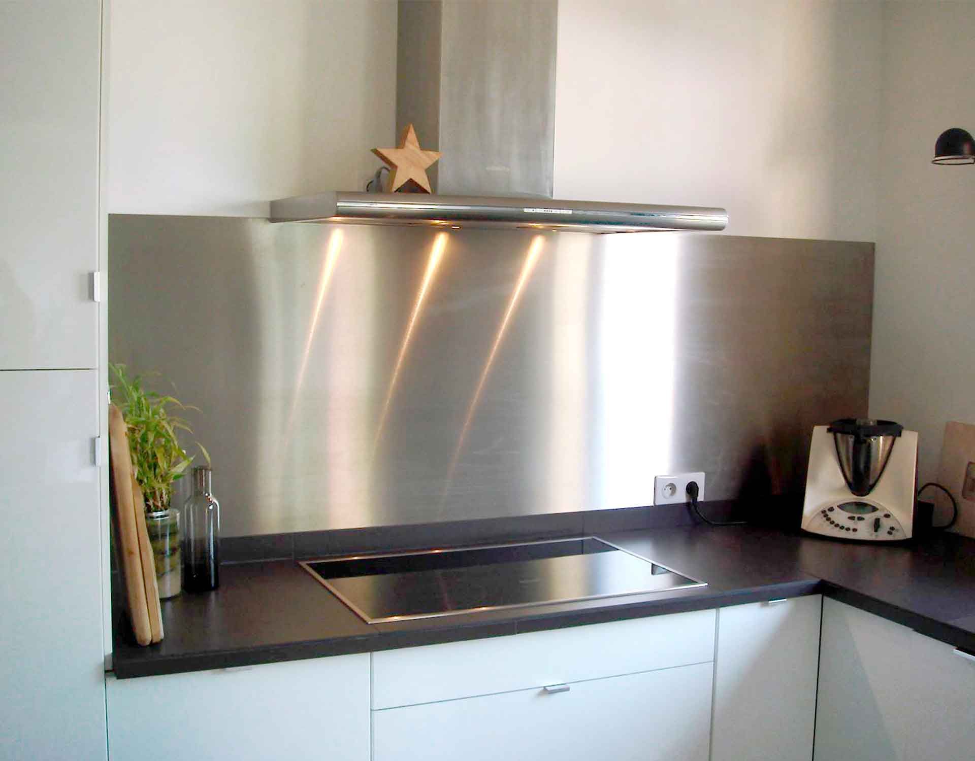 Quels sont les avantages des plaques en inox ?