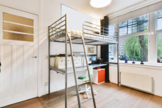 Lit mezzanine adulte : la solution maline pour gagner de la place sans sacrifier le confort