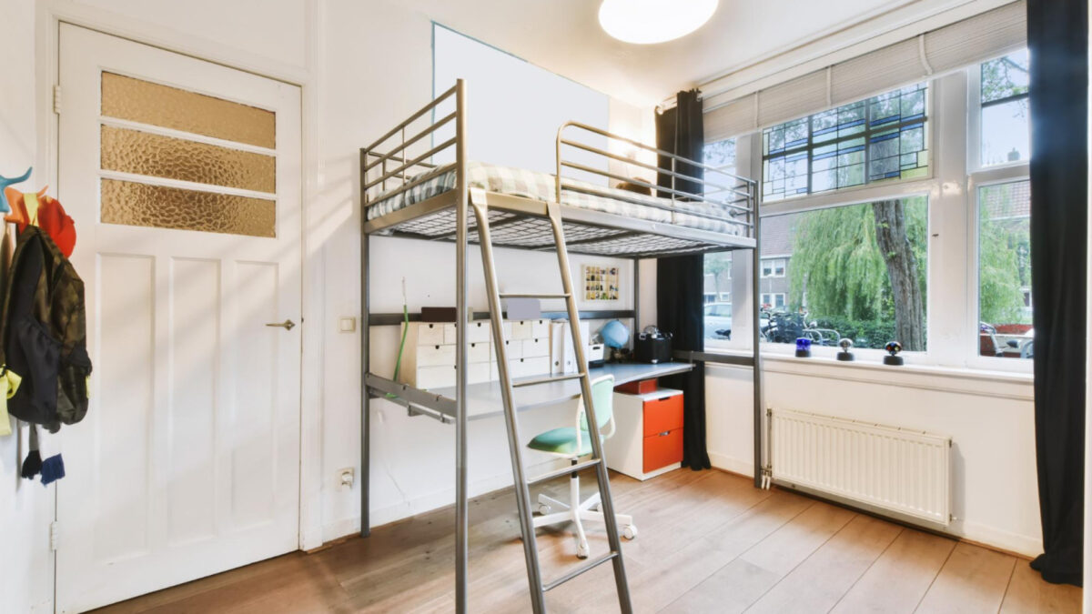 Lit mezzanine adulte : la solution maline pour gagner de la place sans sacrifier le confort
