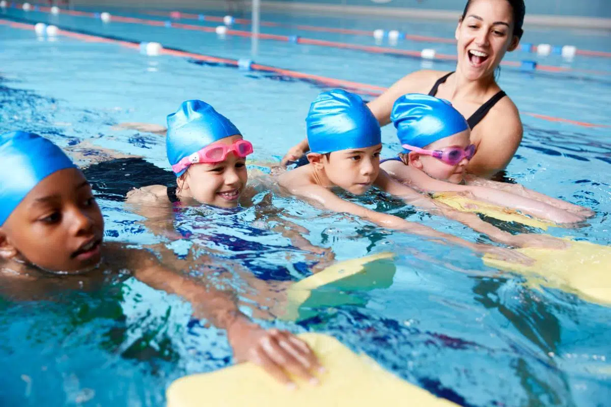 Comment utiliser votre piscine pour faire du sport ?